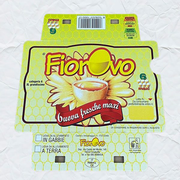 Cluster Uova in cartoncino teso chiuso, con design personalizzato